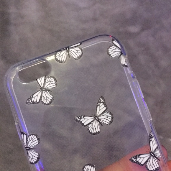 iPhone 6 case clear with butterfly’s from SHEIN - Picture 2 of 4